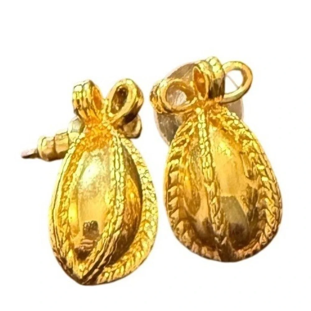 Joan Rivers Signed Vintage Gold Tone Faberge‎ Egg Bow Earrings
